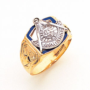 Wonderful 10K Past Master Masonic Ring