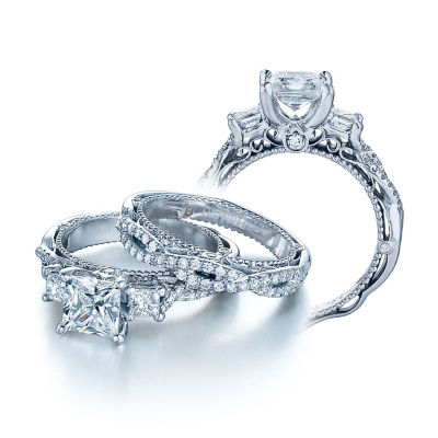 Exquisite Verragio Venetian Collection Engagement Ring