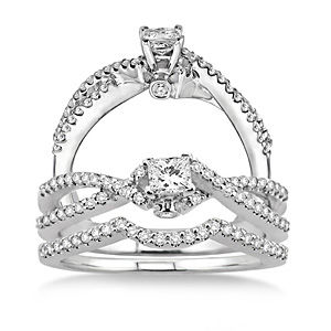 Exquisite 5/8 Carat Diamond Wedding Set