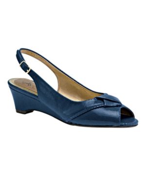 Lynne by Soft Style® A Hush Puppies® Co.