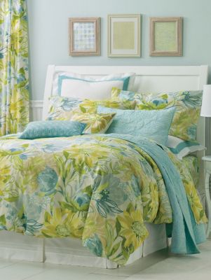 Flourish Comforter, Shams, Sheet Set, Pillows & Windows