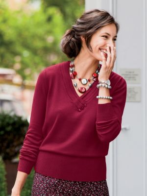 Full-of-Charm Pullover