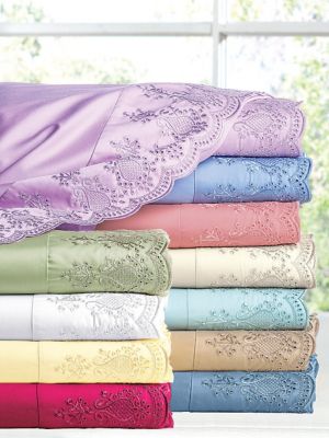 Private Essential Lace Trim Sheeting