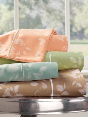 Private Essential Floral Comforter & Sheets