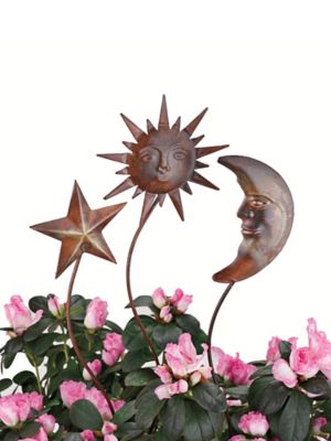 Decorative Garden Stakes (set of 3) | Solutions