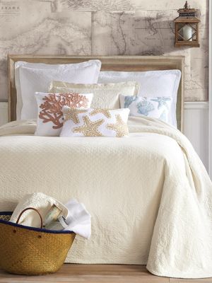William & Mary Matelasse Bedspread, Coverlet, Shams & Pillows