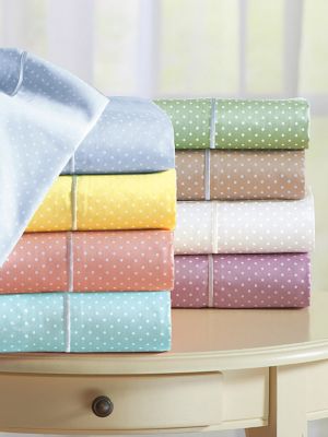 Serenity Dot 412 Thread Count Sheeting with Wrinkle Protection