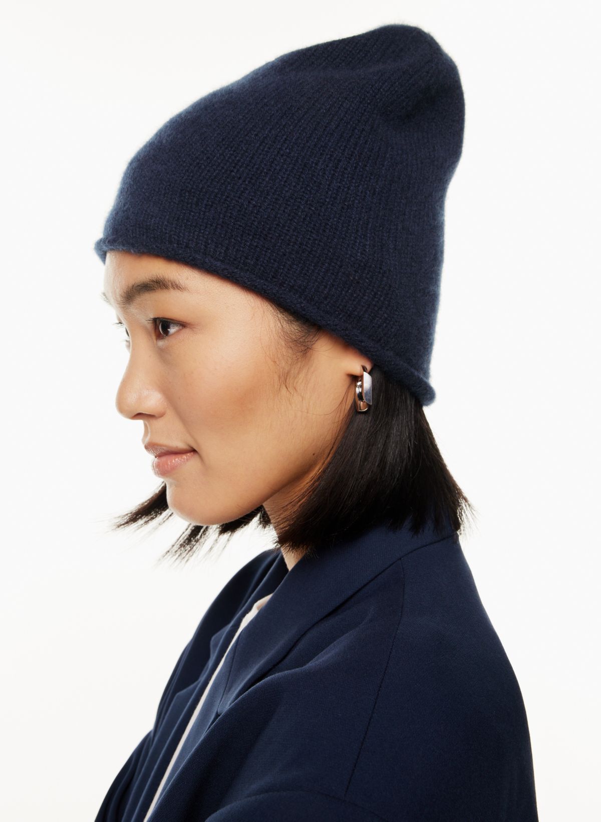 Babaton CASHMERE KISHO BEANIE | Aritzia US