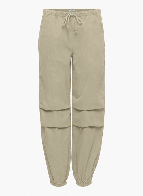 DEPLOY PARACHUTE PANT - Mid-rise paratrooper pants