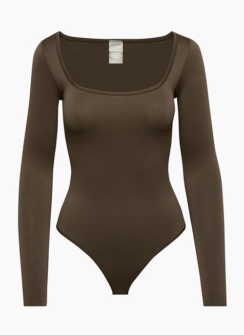 SINCHSEAMLESS™ LONGSLEEVE BODYSUIT - Seamless longsleeve squareneck bodysuit