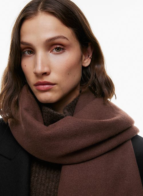 Wavy Triangle Wool Scarf