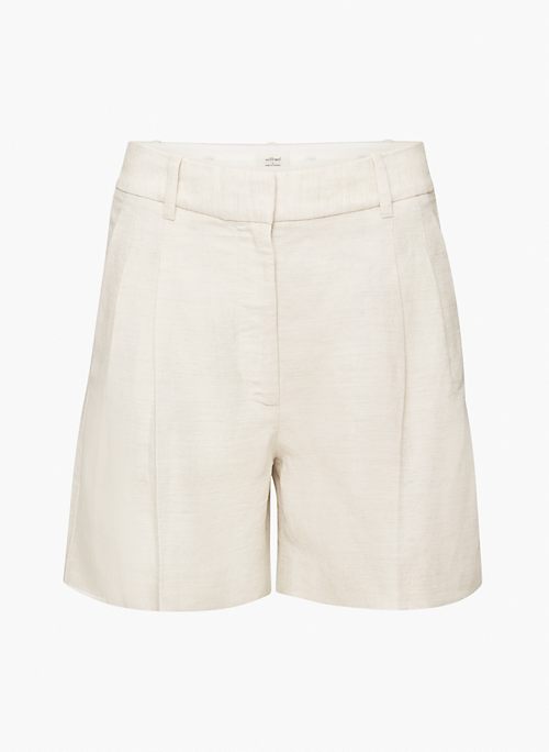 THE EFFORTLESS SHORT™ LINEN MID-THIGH - High-waisted linen shorts