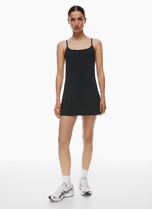 Shop Women's Dresses on Sale | Aritzia CA