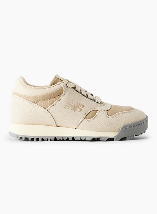 New Balance RAINIER | Aritzia CA