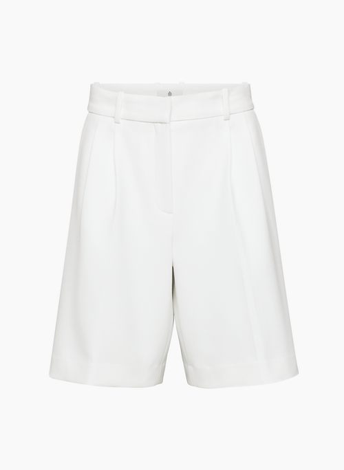 PLEATED BERMUDA SHORT - Softly structured pleated wide-leg shorts