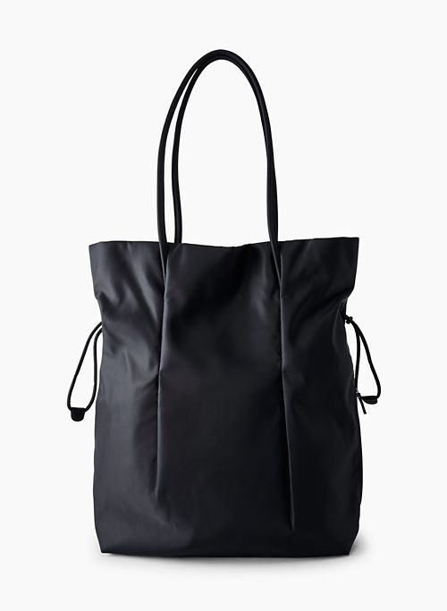 COMMUTE TOTE - Recycled nylon twill tote bag with cinch closure