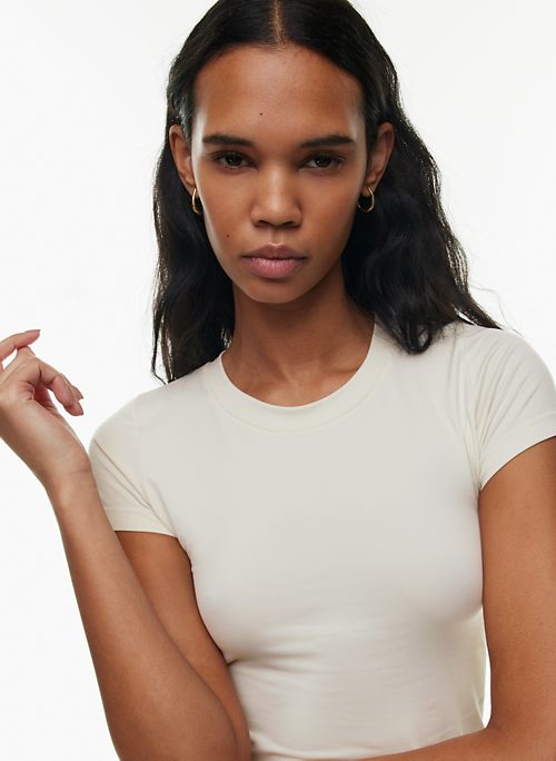 T-Shirts for Women | Long Sleeve & Short Sleeve | Aritzia CA