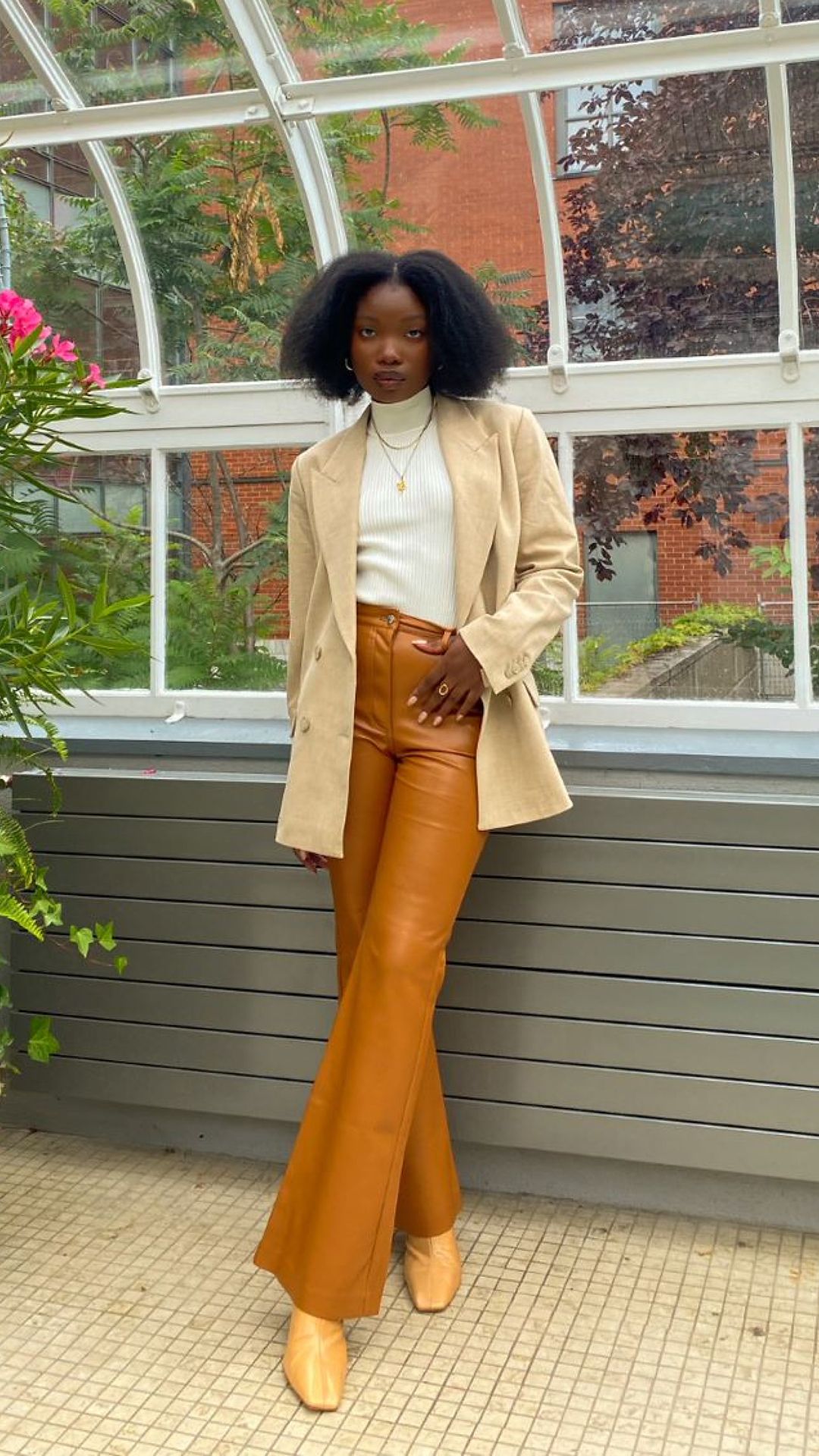 trendy brown aesthetic melina pants look  Classy street style, Melina pants,  Fluffy jacket