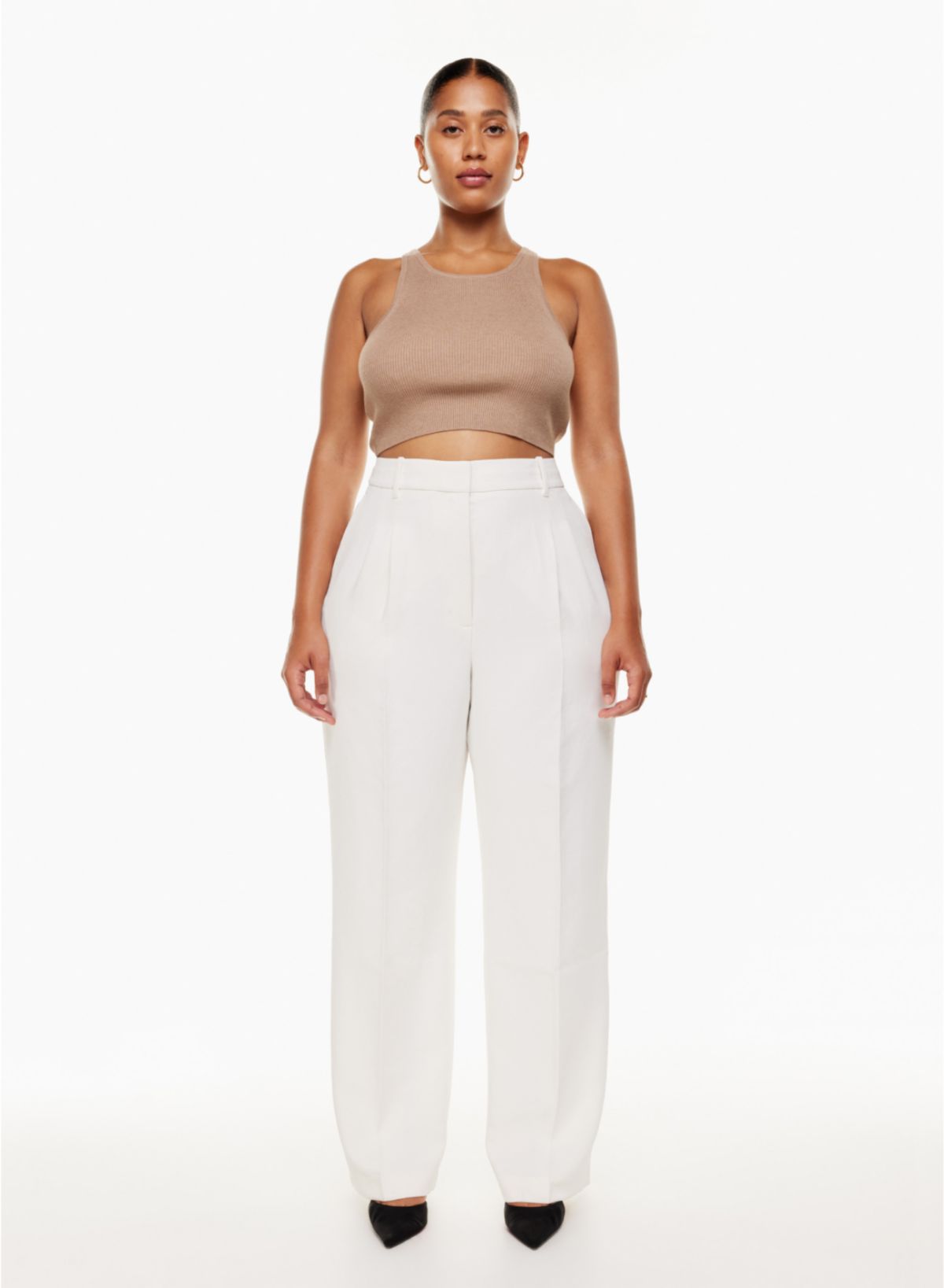 I'm a size 16 - I tried Aritzia's largest size but the pants were