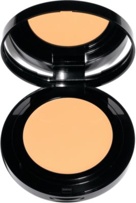 Bobbi Brown Moisturizing Cream Compact Foundation