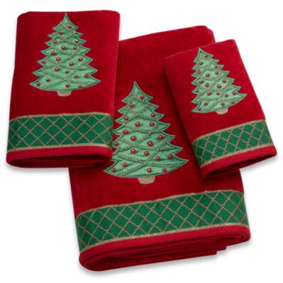Christmas Tree Bath Towel - Bed Bath & Beyond