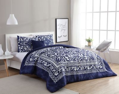 Vcny Eleanor Duvet Cover In Navy White Bed Bath Beyond