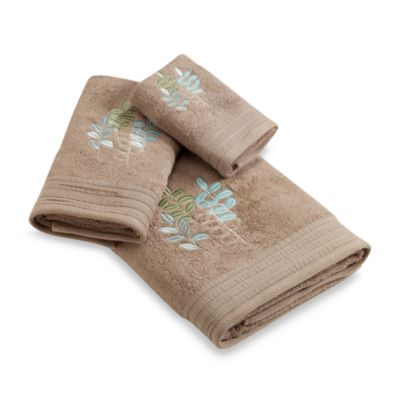 Botanical Leaf Bath Towel - Bed Bath & Beyond