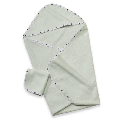 TL Carereg Organic Terry Hooded Towel Set in Celery