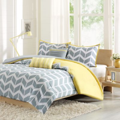 Nadia Reversible Duvet Cover Set In Yellow Bed Bath Beyond