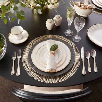 Sophisticated Urban Christmas Table - Bed Bath & Beyond