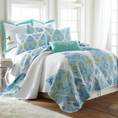 Brooke Reversible Quilt in White/Blue - Bed Bath & Beyond