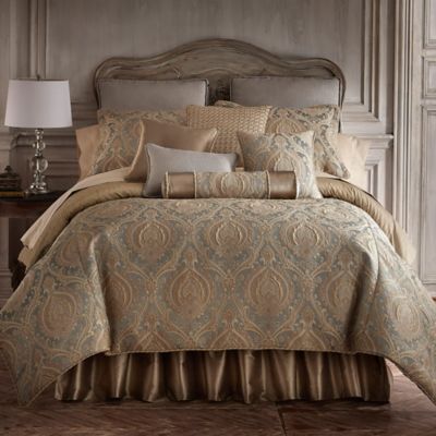 Rose Tree Norwich  Reversible Comforter Set in Mushroom 