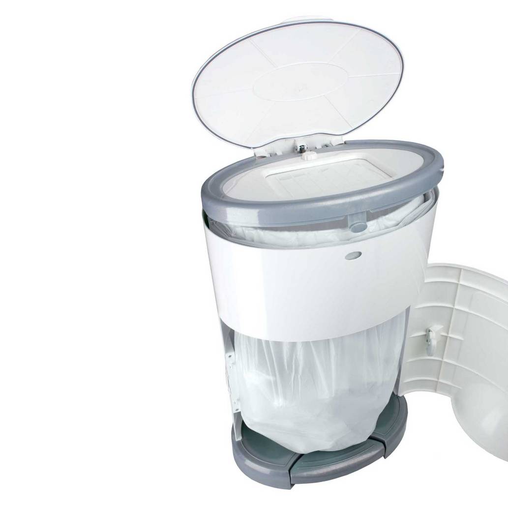 Diaper dekor plus diaper disposal system