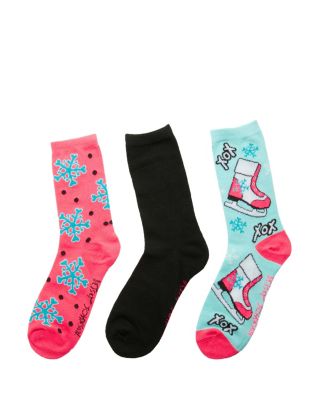 Get ready for all sorts of winter fun with these cute three pack with a whimsical collection of snowflakes and skate motifs decorating this colorful set. Crew socks Set of three Skates and snowflakes