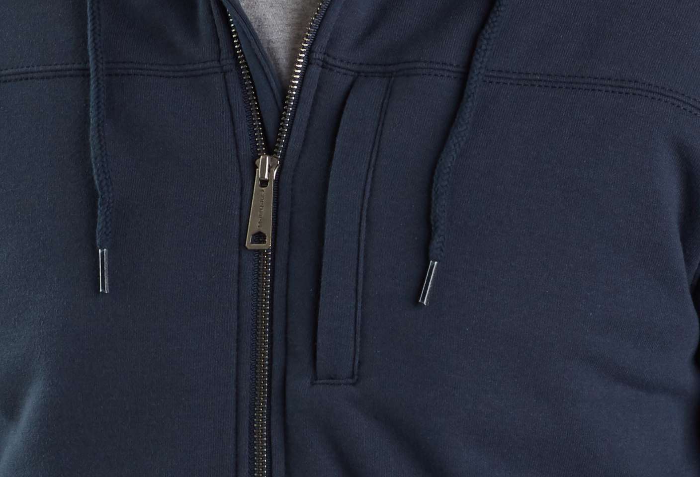 Chest map-pocket with zip closure secures your gear
