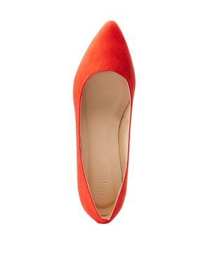 pointed toe flats with lace up