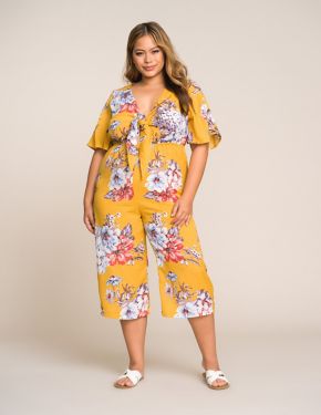 Plus Size Clothing & Fashion for Women | Charlotte Russe