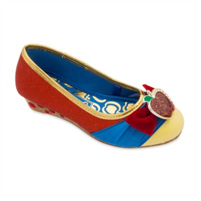 chaussure blanche neige