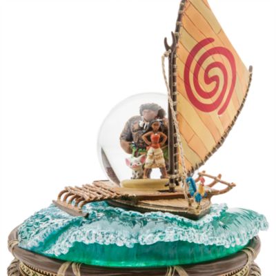 Moana Singing and Light Up Snow Globe