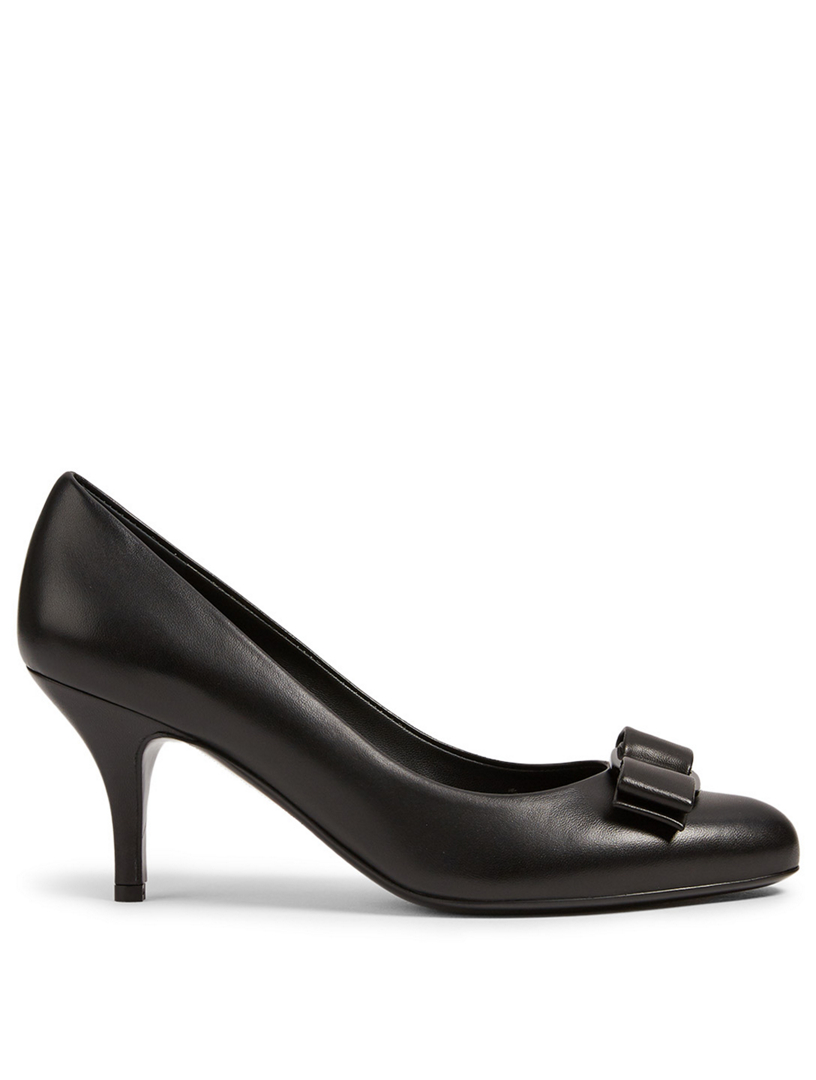 carla pump ferragamo