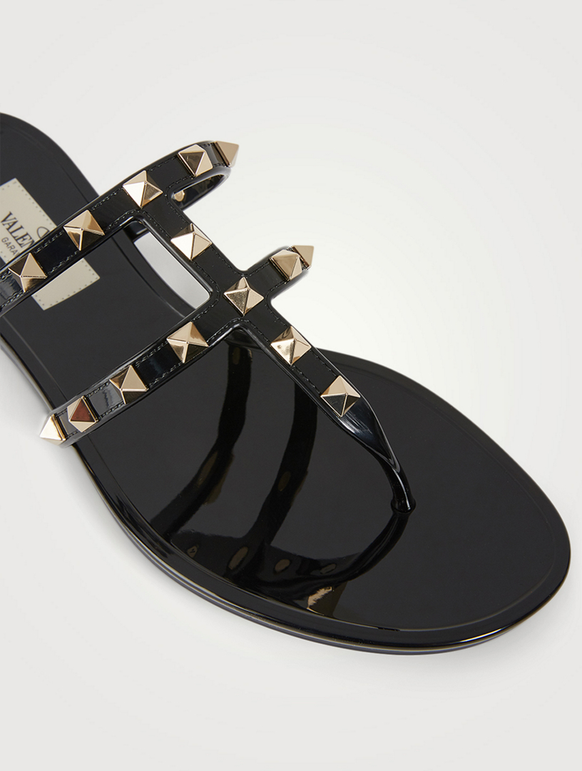 black rubber thong sandals