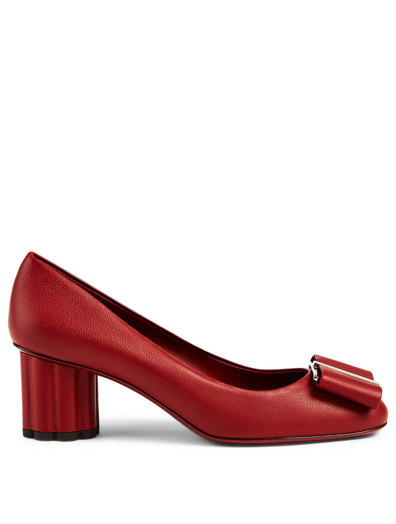 red pumps canada