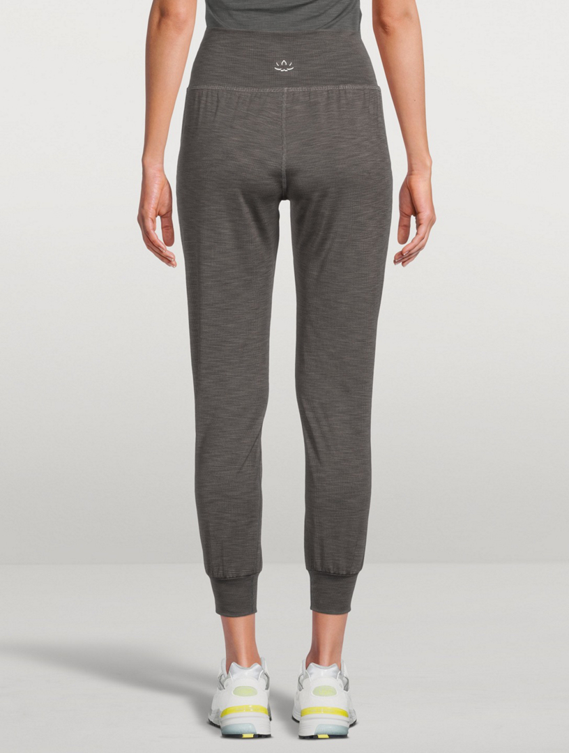 Beyond Yoga Heather Rib Fitted Midi Jogger