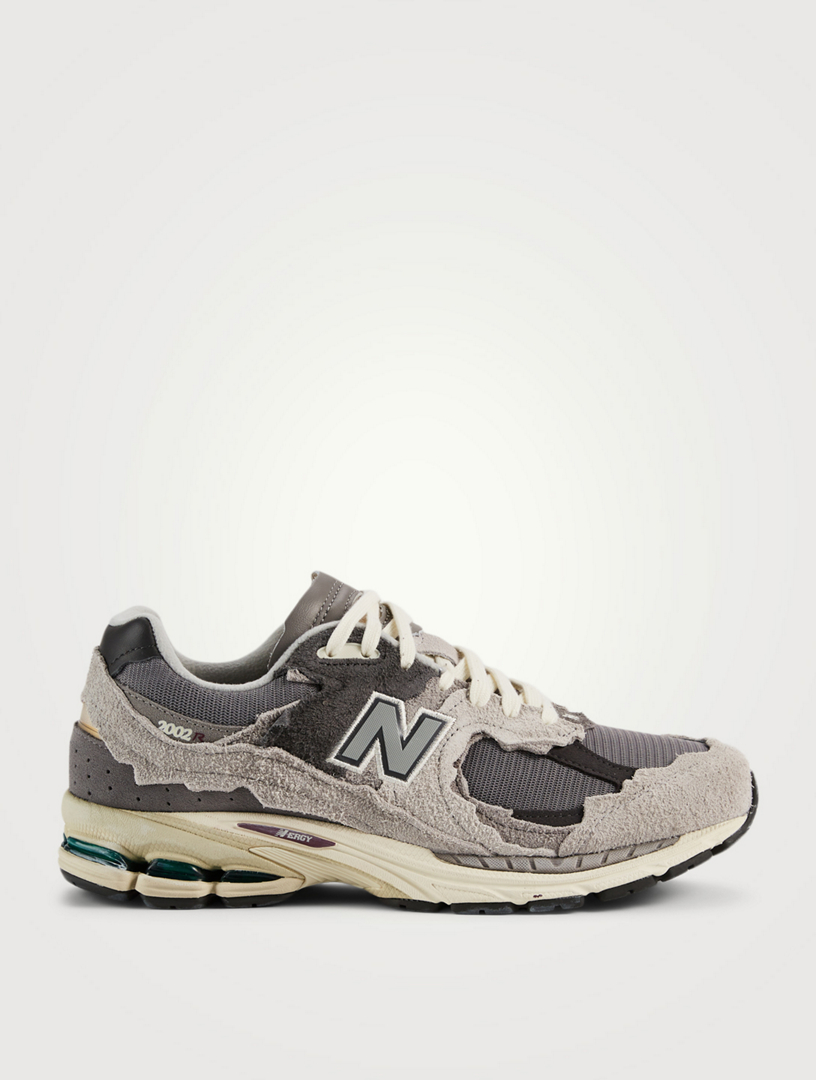 new balance sneakers 2002r