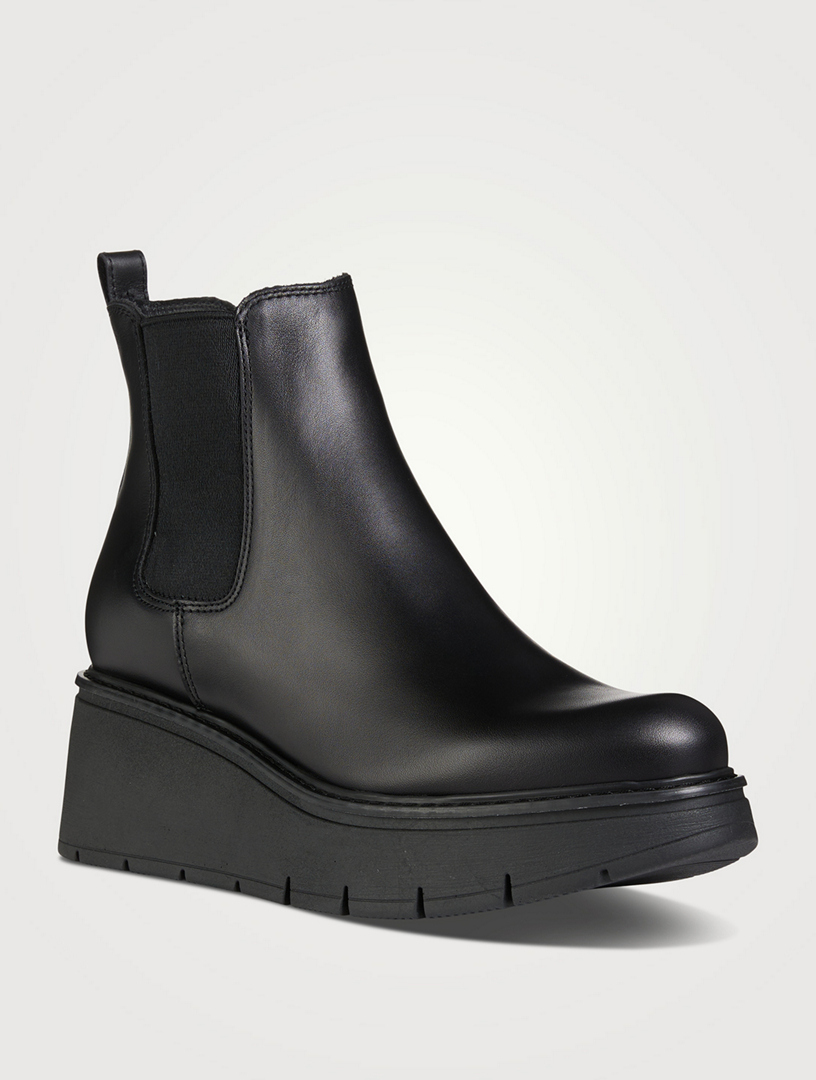 LA CANADIENNE Grant Leather Wedge Chelsea Boots | Holt Renfrew Canada