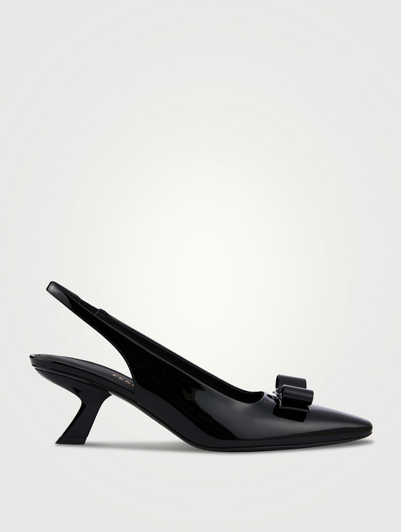 Vara Bow patent leather pumps in grey - Ferragamo