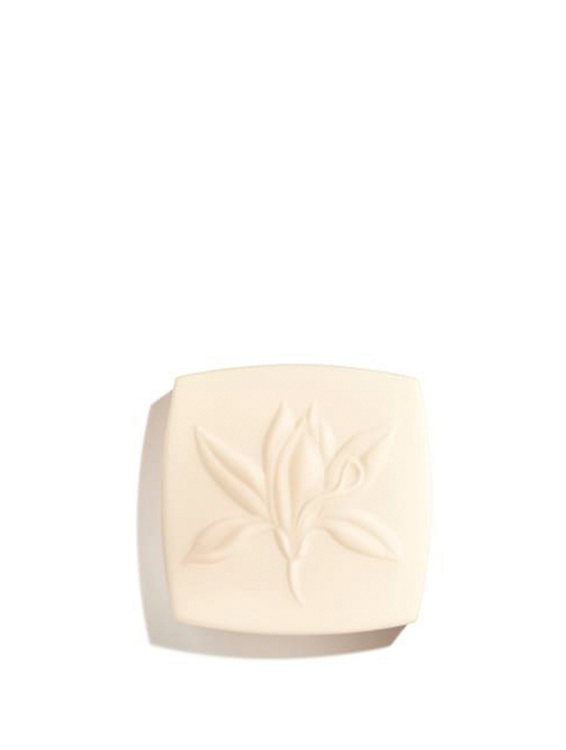 Radiance-Revealing Rich Cleansing Soap