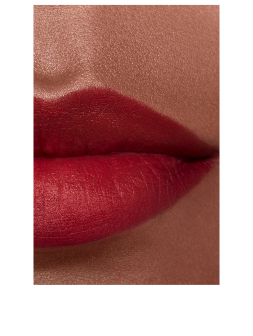 chanel le rouge velours lumineux