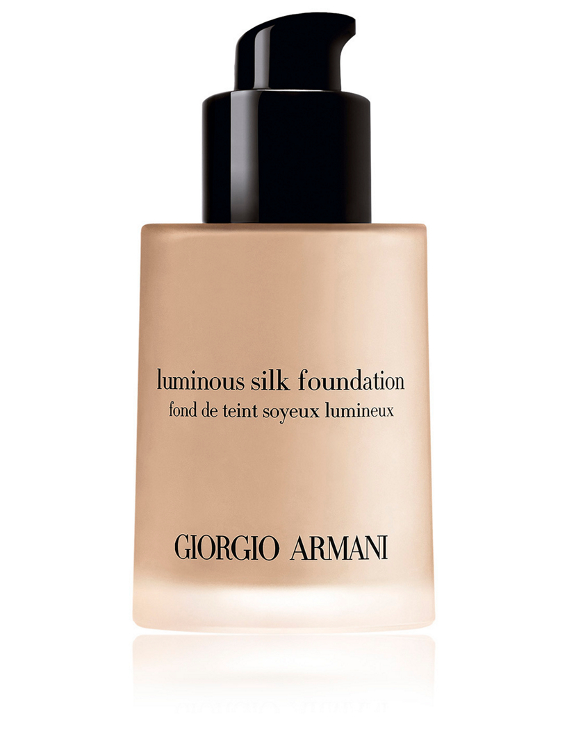 GIORGIO ARMANI Fond de teint soyeux lumineux  Écru