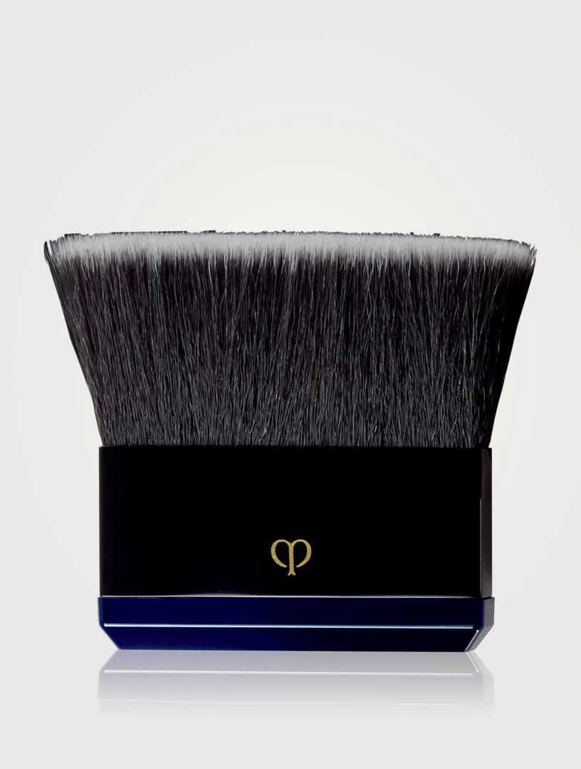 CLÉ DE PEAU BEAUTÉ Powder Foundation Brush Holt Renfrew Canada